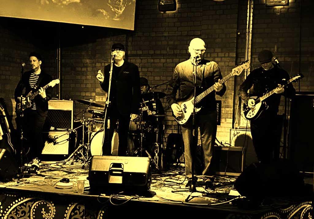 The Humdrum Express