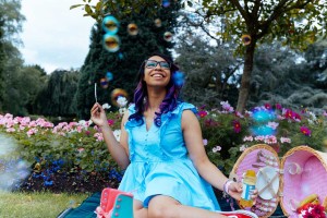 Photo of the artist Eliza May