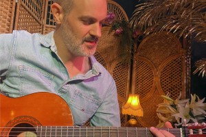 Photo of the artist John Napier