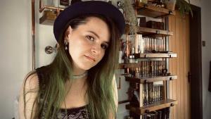 Photo of the artist The Girl with a Hat